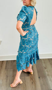 Wanda 3D Crochet Lace MIDI Dress