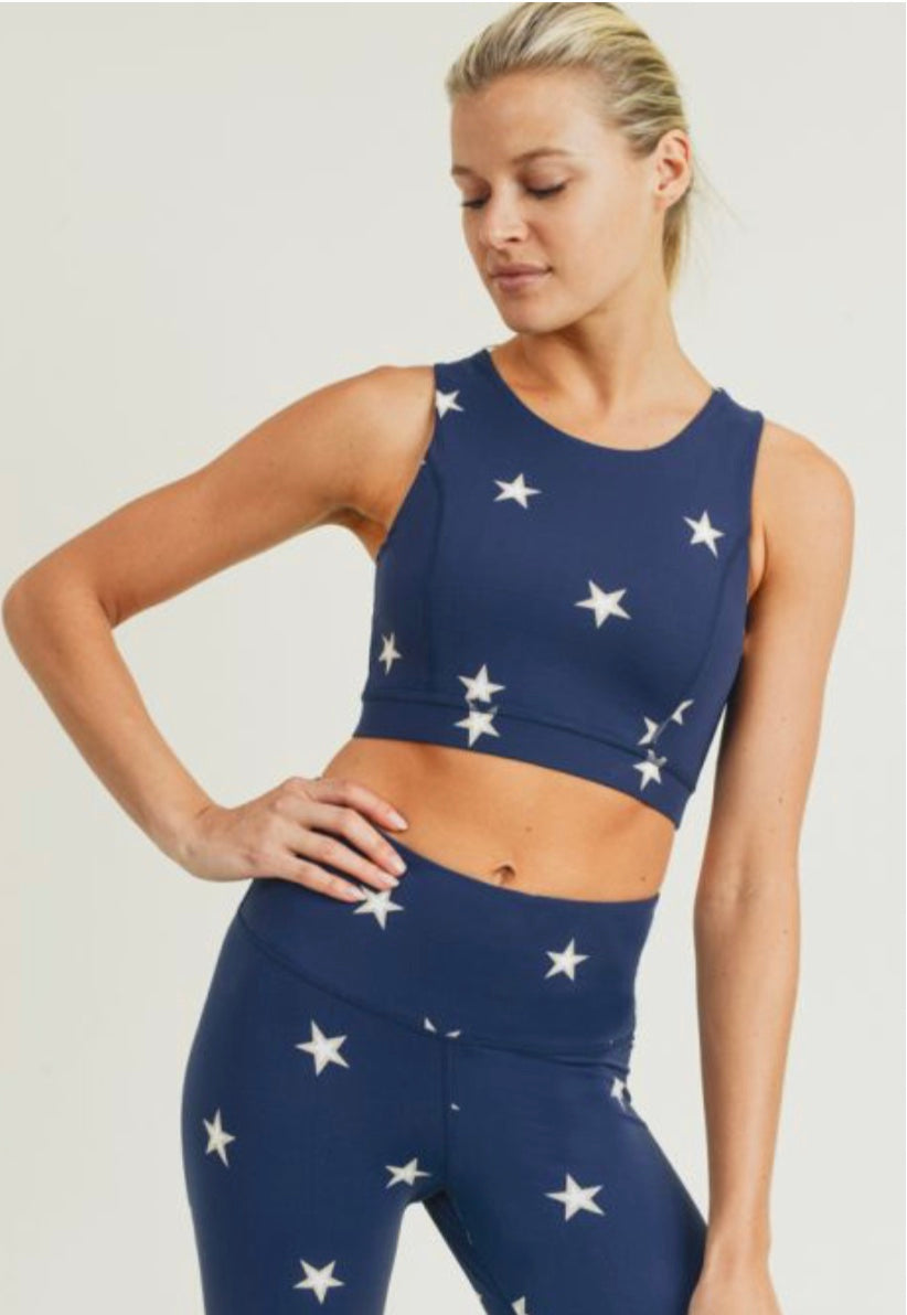 Wonder star print criss-cross back sports bra